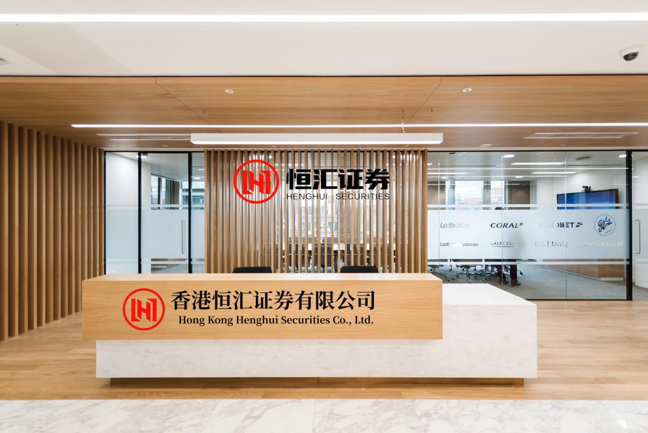 天天配资 女子月薪四千郑州买房，吃馒头咸菜省钱还贷款，烂尾后男友提分手_父亲_房子_医药费